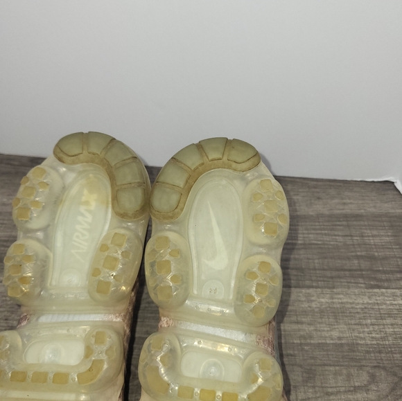 Nike Air VaporMax Flyknit Womens Sz 10 Chrome Sunset Glow Sneakers Running - Picture 10 of 10